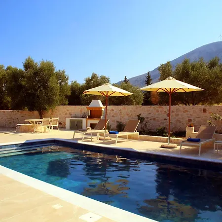 Unity Willa Andipáta