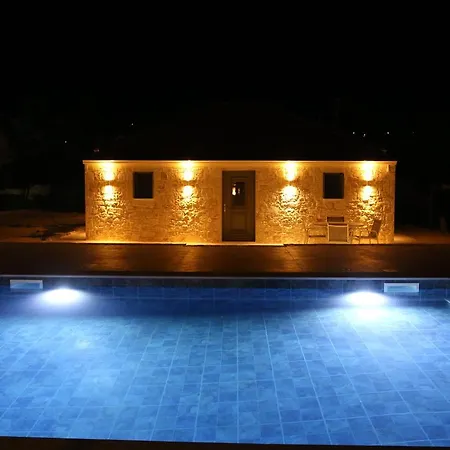 Villa Unity *